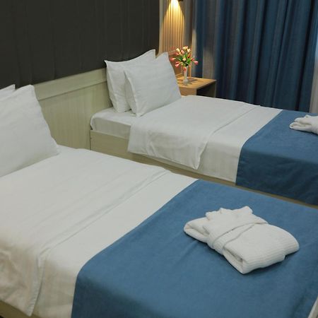 Human Hotel Taszkent Zewnętrze zdjęcie
