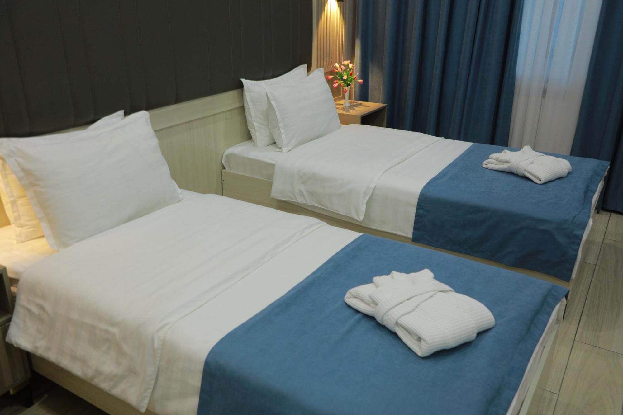 Human Hotel Taszkent Zewnętrze zdjęcie