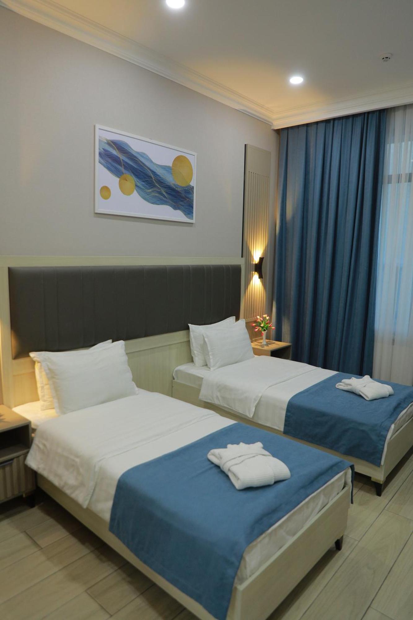 Human Hotel Taszkent Zewnętrze zdjęcie