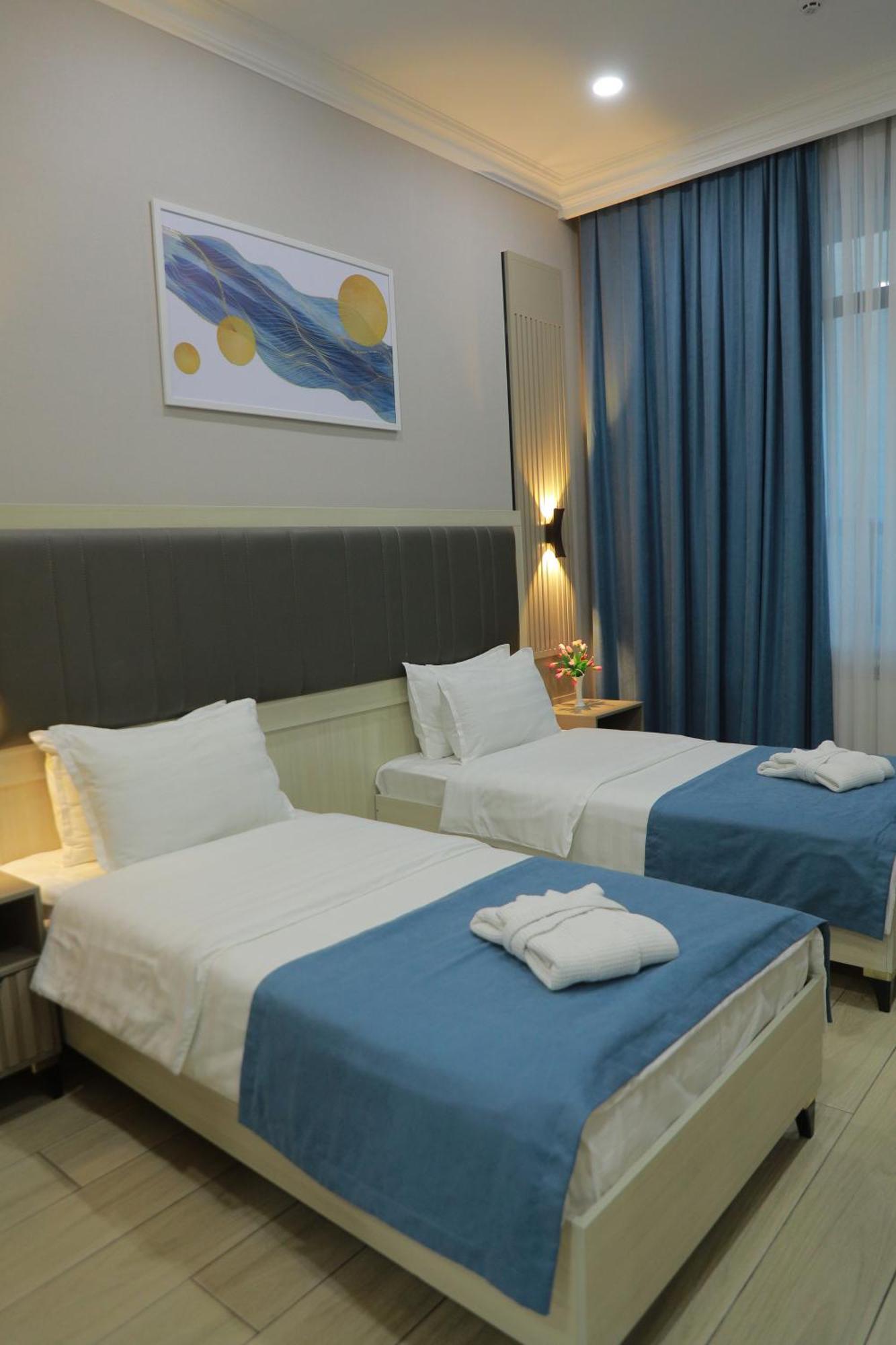 Human Hotel Taszkent Zewnętrze zdjęcie