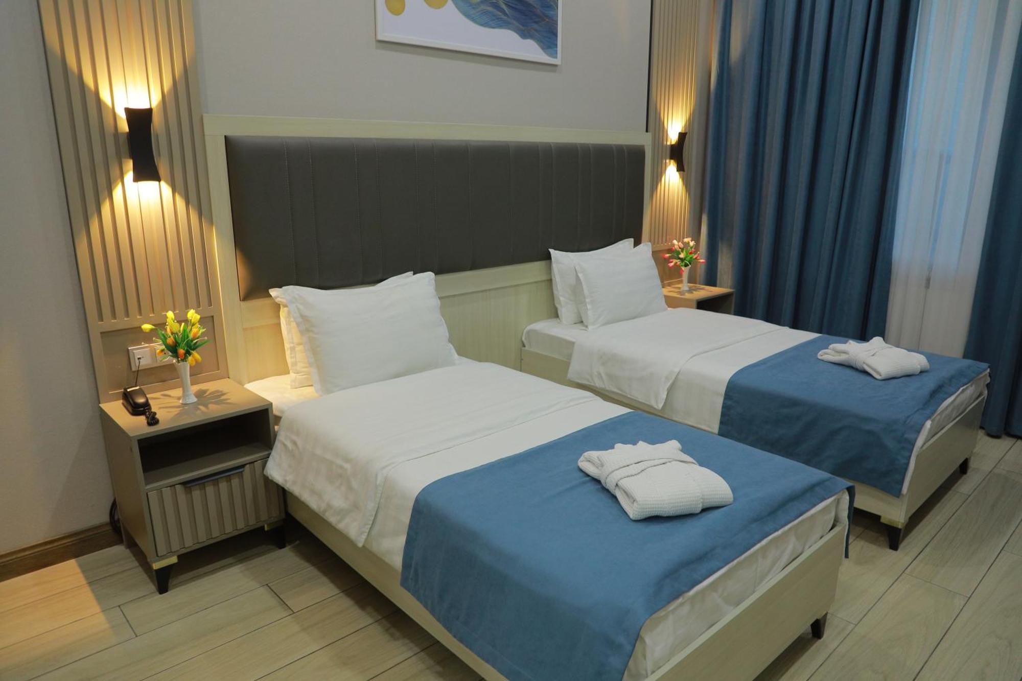 Human Hotel Taszkent Zewnętrze zdjęcie