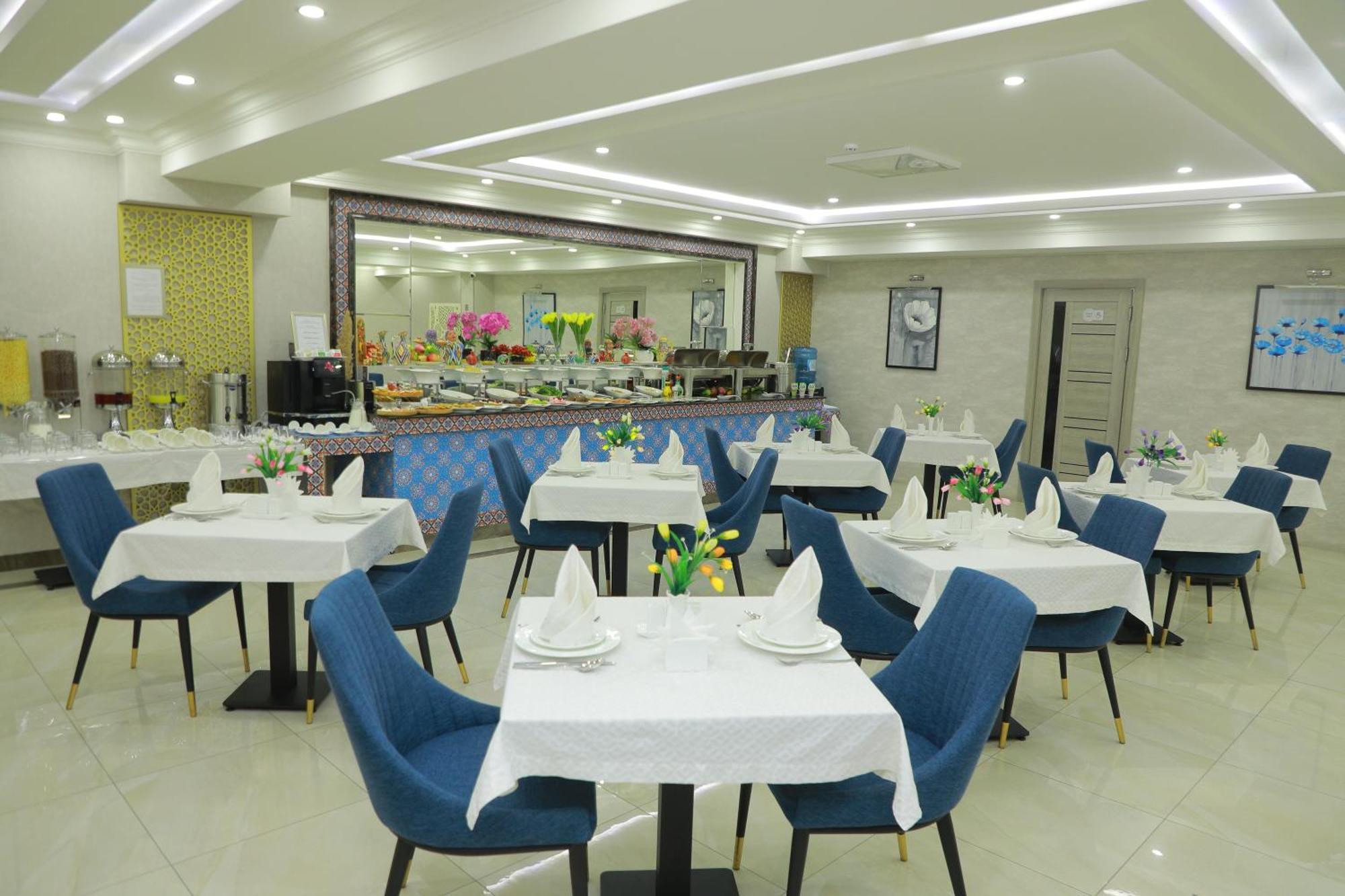 Human Hotel Taszkent Zewnętrze zdjęcie