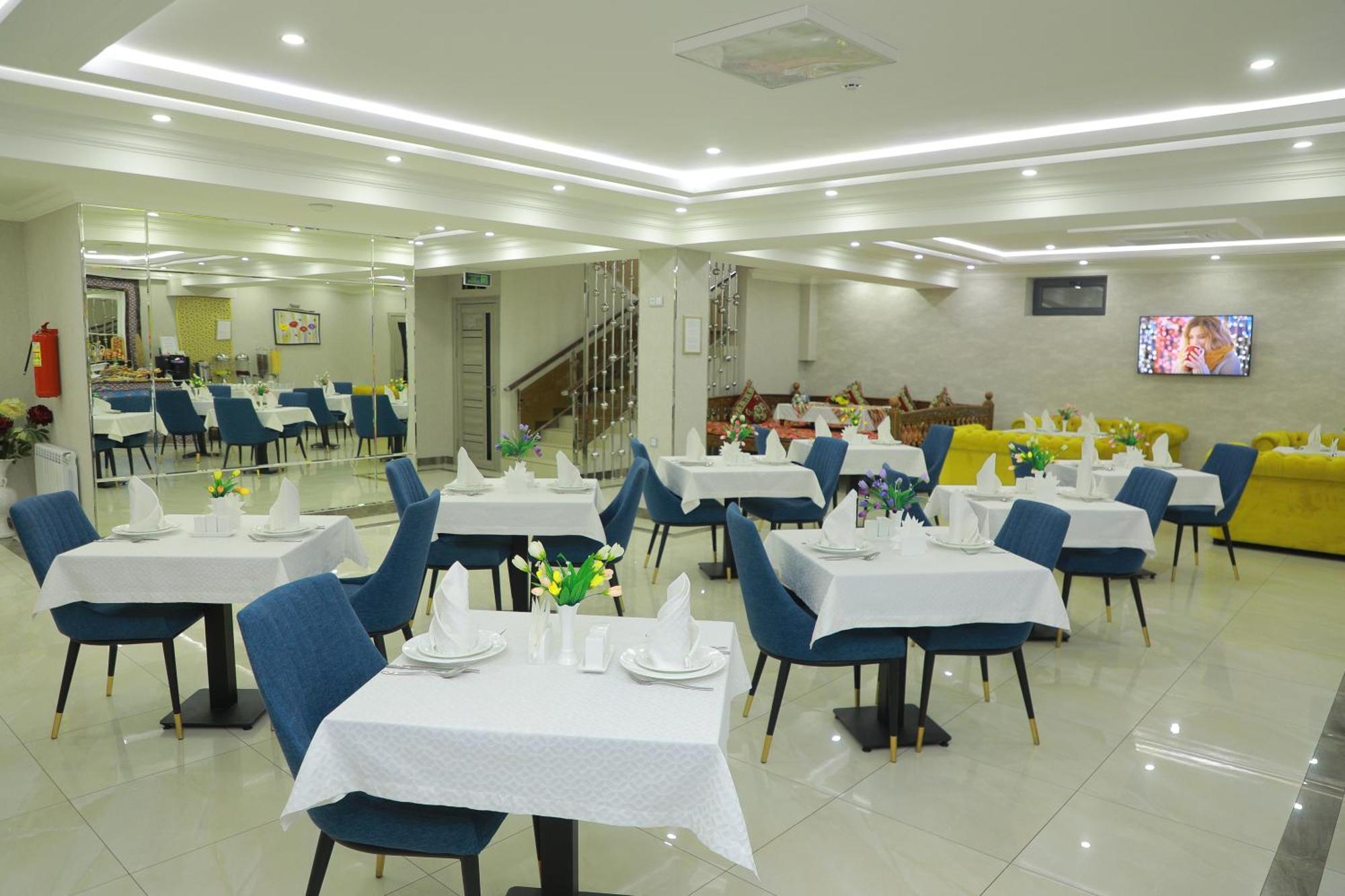 Human Hotel Taszkent Zewnętrze zdjęcie
