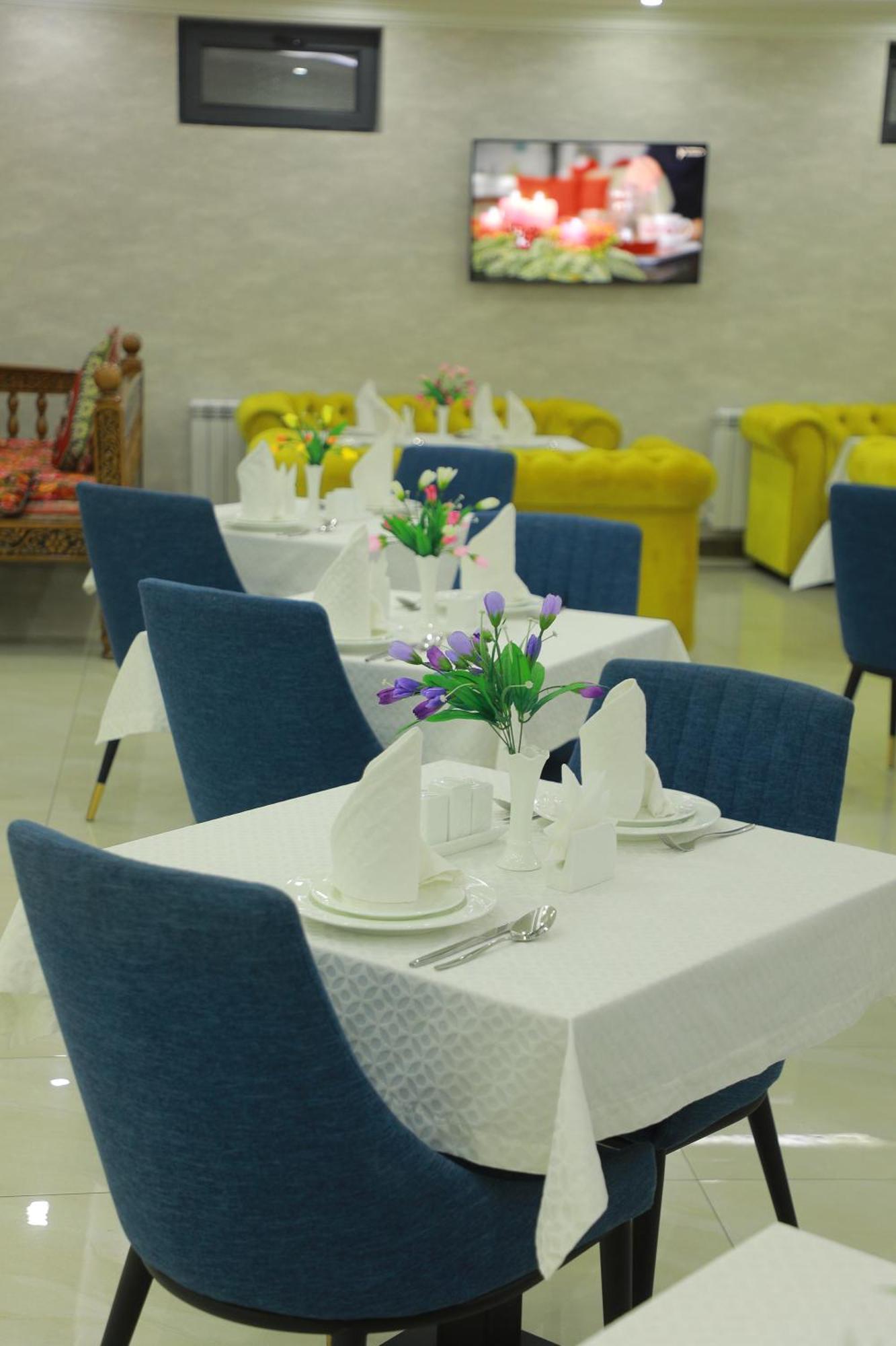 Human Hotel Taszkent Zewnętrze zdjęcie