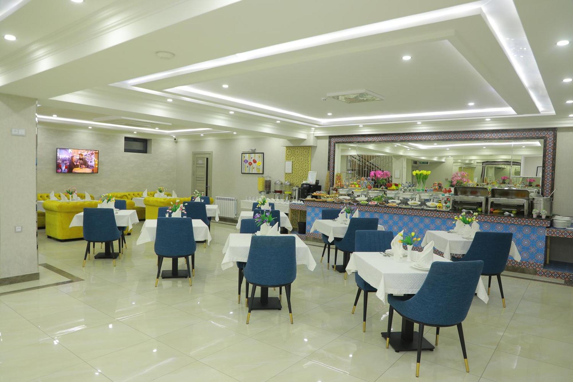 Human Hotel Taszkent Zewnętrze zdjęcie