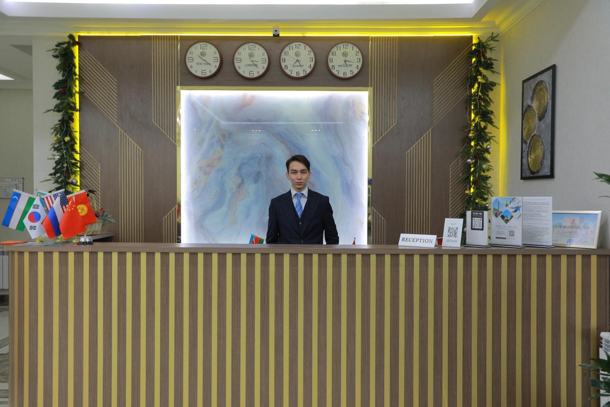 Human Hotel Taszkent Zewnętrze zdjęcie